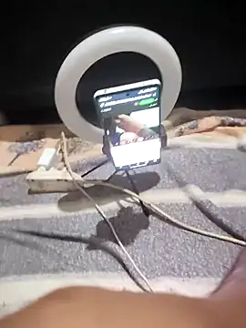 Scarlett-Leh online show from 12-29-24, 08:37