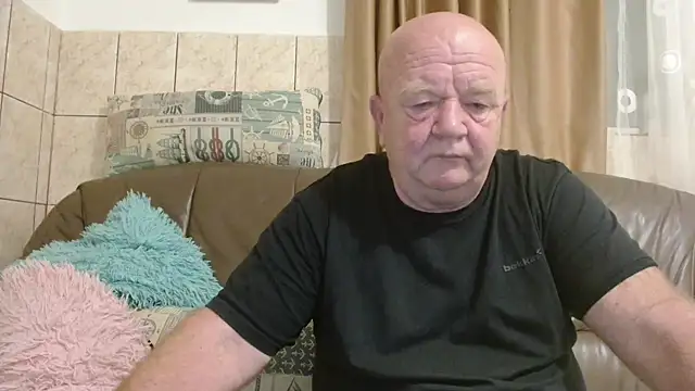 fullballs6 online show from 10-24-25, 02:30