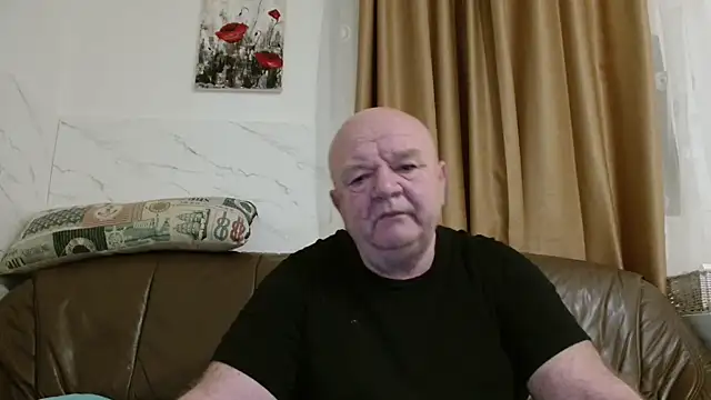 Snapshot of fullballs6 chatting on 02-20-26, 02:52 fullballs6 online show from 02-20-26, 02:52