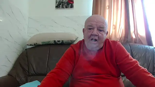 Snapshot of fullballs6 chatting on 03-09-26, 08:40 fullballs6 online show from 03-09-26, 08:40