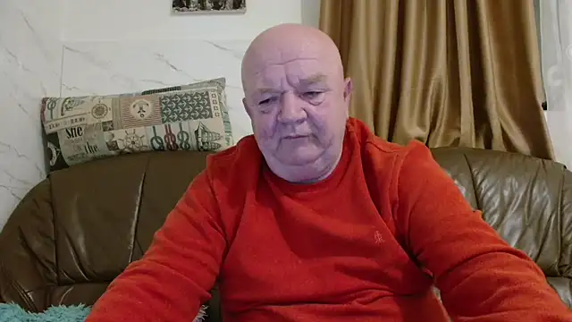 Snapshot of fullballs6 chatting on 03-10-26, 03:00 fullballs6 online show from 03-10-26, 03:00