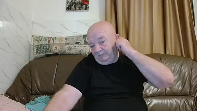 fullballs6 online show from 05-01-26, 01:21
