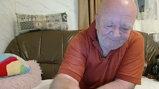 fullballs6 online show from 05-06-26, 02:08