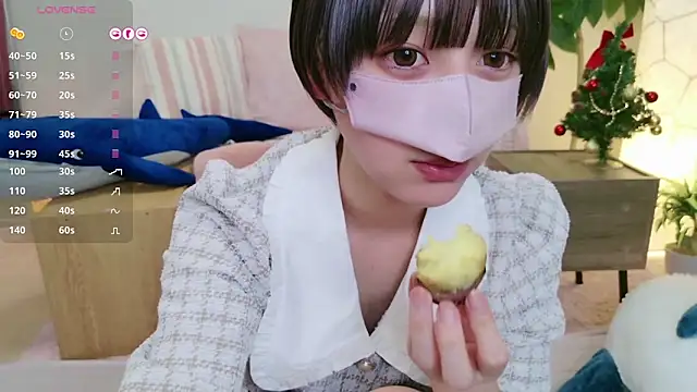 Snapshot of cohaku_329 chatting on 12-12-24, 06:21 cohaku 329 online show from 12-12-24, 06:21