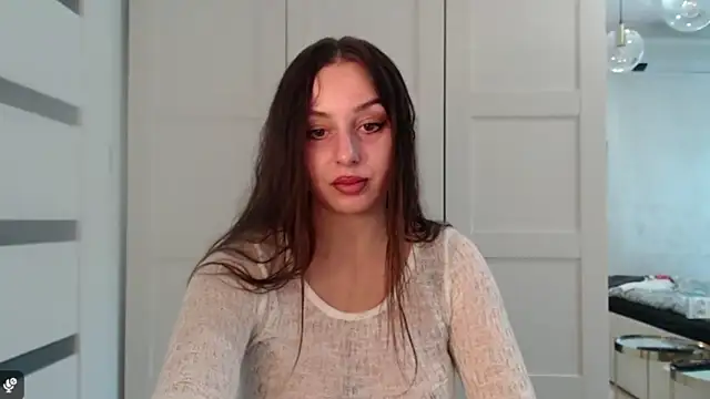 courtneyPerfect online show from 10-23-25, 01:43