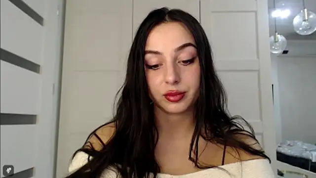 courtneyPerfect online show from 12-15-25, 02:54