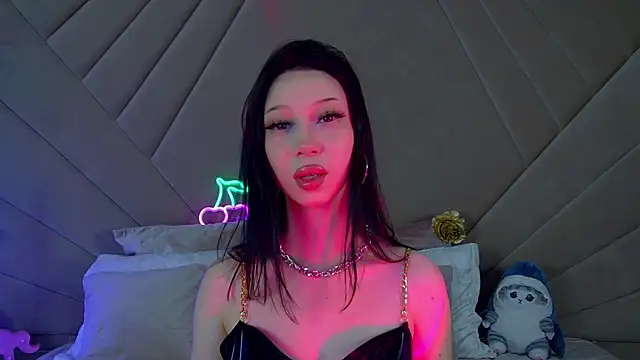 MaliaLandre online show from 01-24-25, 06:35