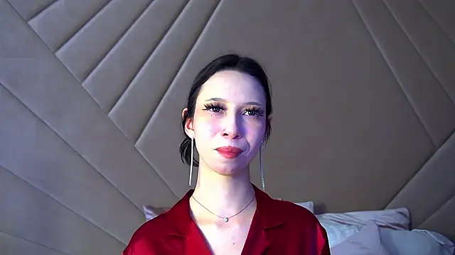 MaliaLandre online show from 01-30-25, 02:15