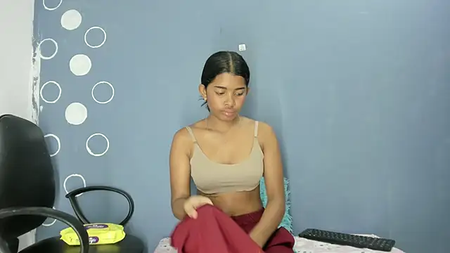 Snapshot of aitanacortes chatting on 01-10-25, 08:04 aitanacortes online show from 01-10-25, 08:04