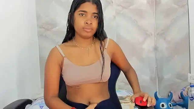 Snapshot of aitanacortes chatting on 10-12-25, 01:43 aitanacortes online show from 10-12-25, 01:43