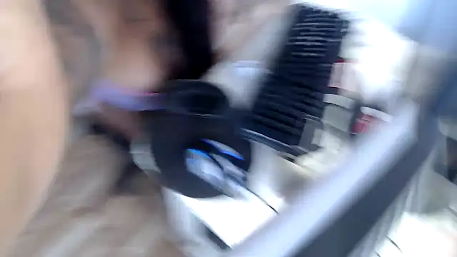 Snapshot of naomi_h1 chatting on 02-18-26, 07:32 naomi h1 online show from 02-18-26, 07:32