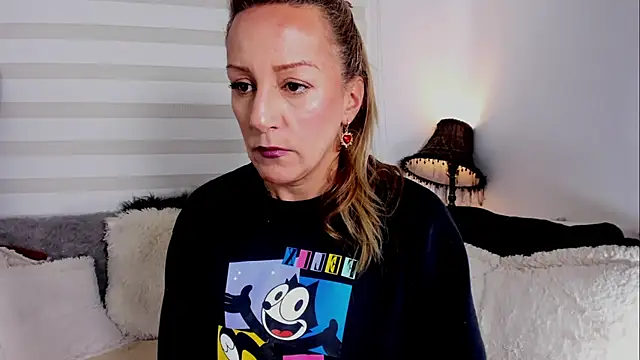 Snapshot of Sammykatt chatting on 03-02-26, 05:09 Sammykatt online show from 03-02-26, 05:09