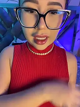 LylaLee111 online show from 05-04-26, 01:51