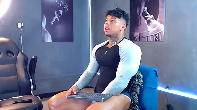 bradley smith online show from 10-13-25, 07:30