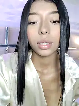 Any Petitte online show from 02-06-25, 11:43