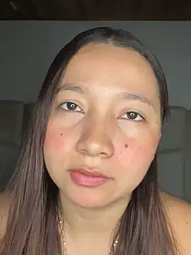 Snapshot of queen_angelique chatting on 01-11-26, 11:21 queen angelique online show from 01-11-26, 11:21