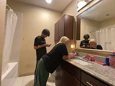 girlfriendmissy online show from 03-11-25, 11:48