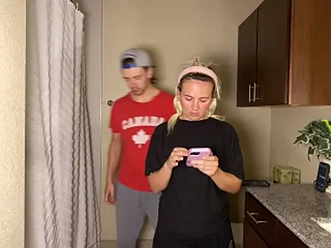 Snapshot of girlfriendmissy chatting on 03-20-26, 04:34 girlfriendmissy online show from 03-20-26, 04:34