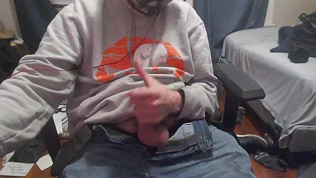 Snapshot of chicostick413 chatting on 12-21-24, 03:36 chicostick413 online show from 12-21-24, 03:36