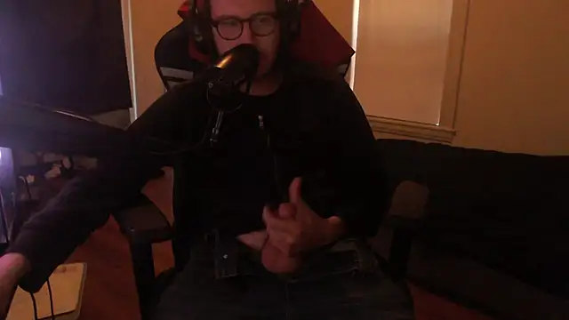 Snapshot of chicostick413 chatting on 10-05-25, 07:34 chicostick413 online show from 10-05-25, 07:34