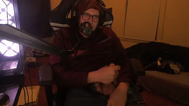 Snapshot of chicostick413 chatting on 10-18-25, 04:26 chicostick413 online show from 10-18-25, 04:26