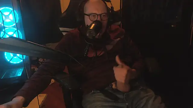 Snapshot of chicostick413 chatting on 11-17-25, 12:27 chicostick413 online show from 11-17-25, 12:27