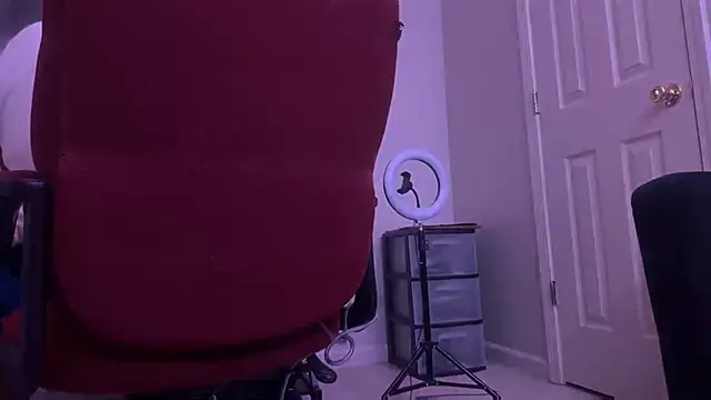 bigtennesseeboy online show from 06-26-26, 10:19