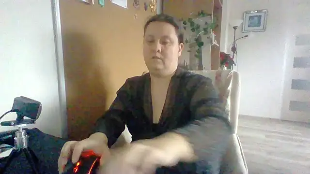 ReifeVenna online show from 12-15-24, 10:18