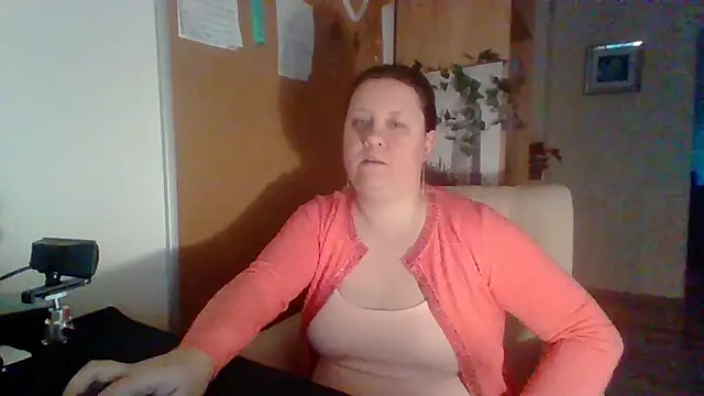 ReifeVenna online show from 01-15-25, 04:21