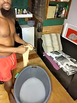 Chocolate factory man online show from 03-14-25, 03:47