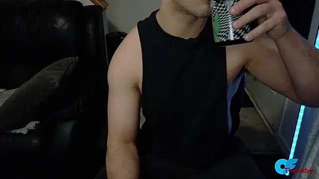 Snapshot of Thekodyy chatting on 02-11-26, 06:18 Thekodyy online show from 02-11-26, 06:18