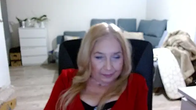 Snapshot of sofia_xkiss chatting on 12-20-24, 02:38 sofia xkiss online show from 12-20-24, 02:38
