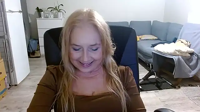 Snapshot of sofia_xkiss chatting on 01-09-25, 05:43 sofia xkiss online show from 01-09-25, 05:43