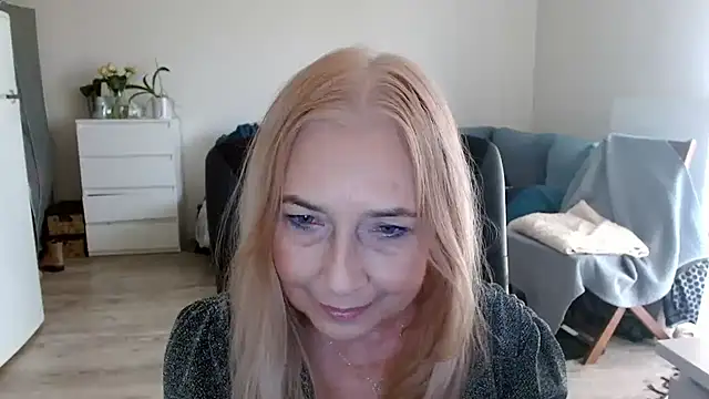 Snapshot of sofia_xkiss chatting on 01-22-25, 10:50 sofia xkiss online show from 01-22-25, 10:50