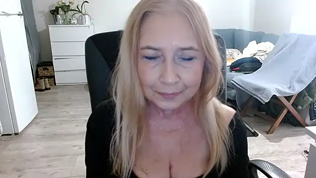 Snapshot of sofia_xkiss chatting on 01-23-25, 07:54 sofia xkiss online show from 01-23-25, 07:54