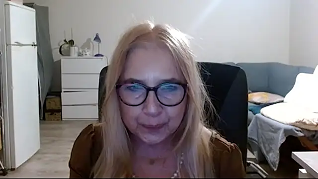 Snapshot of sofia_xkiss chatting on 02-24-25, 07:33 sofia xkiss online show from 02-24-25, 07:33