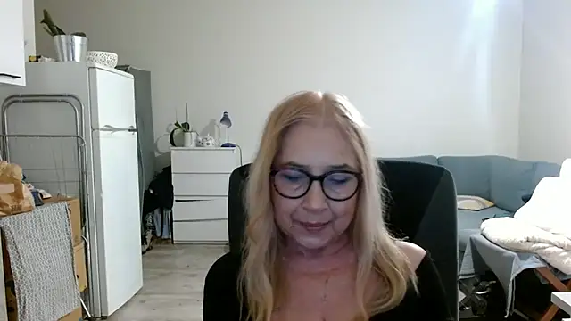 Snapshot of sofia_xkiss chatting on 02-26-25, 02:46 sofia xkiss online show from 02-26-25, 02:46