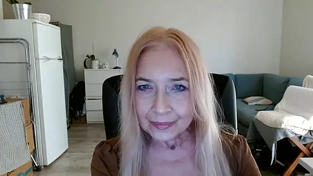 Snapshot of sofia_xkiss chatting on 02-27-25, 02:43 sofia xkiss online show from 02-27-25, 02:43