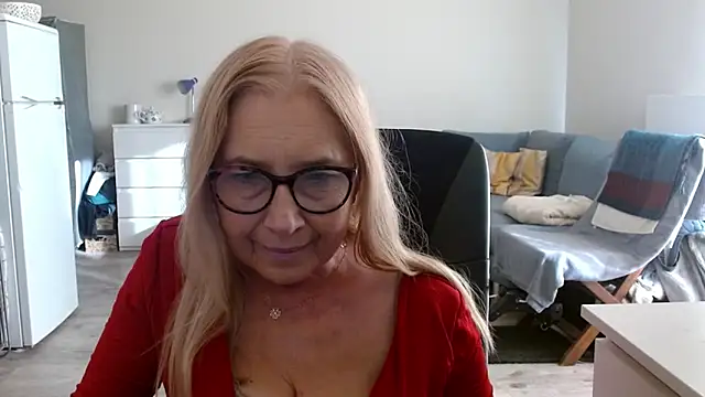Snapshot of sofia_xkiss chatting on 03-07-25, 02:45 sofia xkiss online show from 03-07-25, 02:45