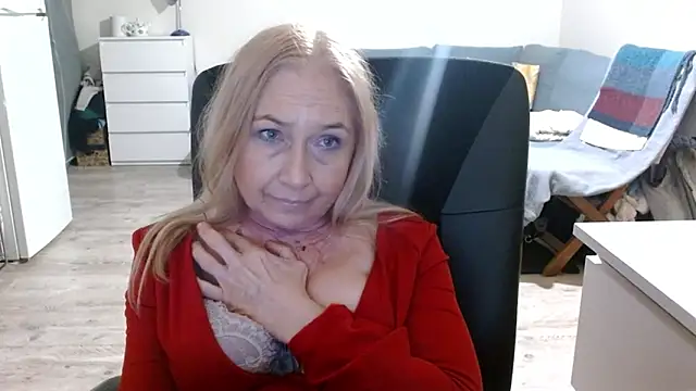 Snapshot of sofia_xkiss chatting on 03-07-25, 05:49 sofia xkiss online show from 03-07-25, 05:49