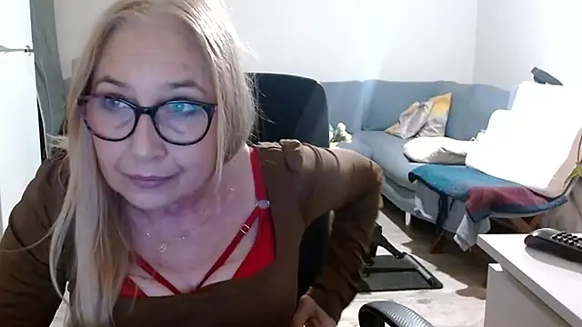 Snapshot of sofia_xkiss chatting on 03-20-25, 05:47 sofia xkiss online show from 03-20-25, 05:47