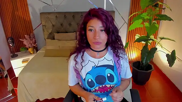 Snapshot of SofiaGomez420 chatting on 02-18-25, 12:48 SofiaGomez420 online show from 02-18-25, 12:48