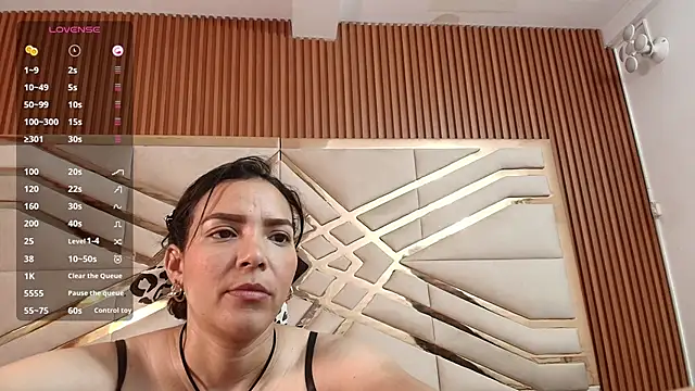 Snapshot of Sluttyandmature chatting on 01-25-25, 12:58 Sluttyandmature online show from 01-25-25, 12:58