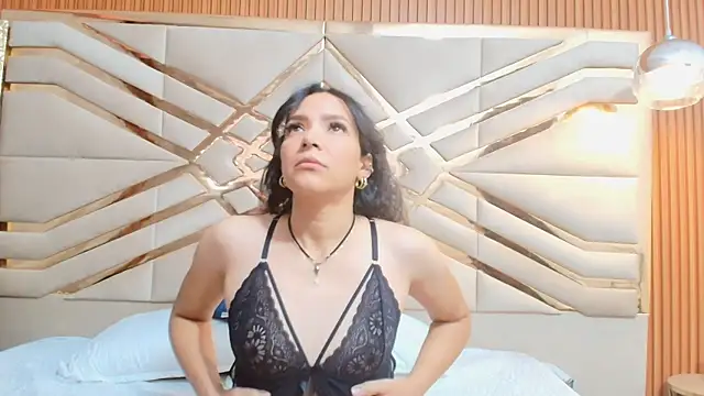 Snapshot of Sluttyandmature chatting on 02-12-25, 12:44 Sluttyandmature online show from 02-12-25, 12:44