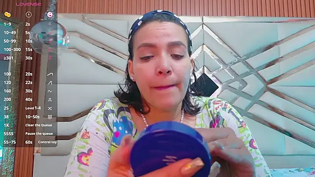 Sluttyandmature online show from 06-19-26, 12:09