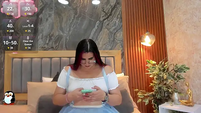 Snapshot of BellaPeers_ chatting on 03-11-25, 11:33 BellaPeers online show from 03-11-25, 11:33