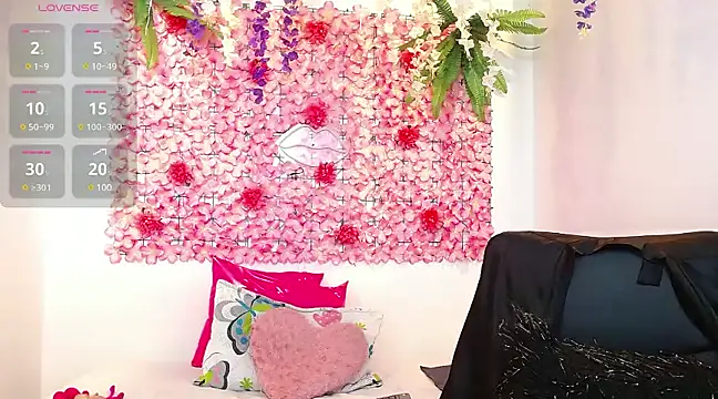 Snapshot of BLONDE_SEXYHOT chatting on 01-11-25, 07:59 BLONDE SEXYHOT online show from 01-11-25, 07:59