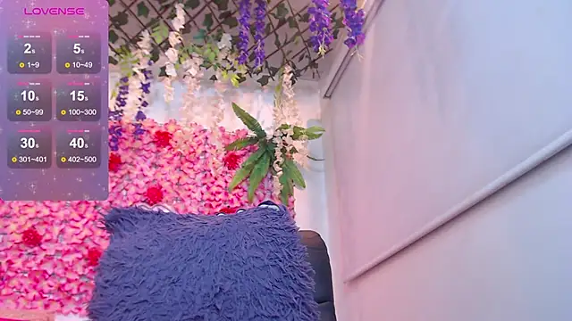 Snapshot of BLONDE_SEXYHOT chatting on 02-13-26, 10:22 BLONDE SEXYHOT online show from 02-13-26, 10:22