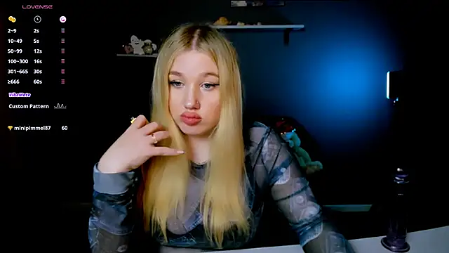 Snapshot of juli_kisss chatting on 01-16-25, 01:58 juli kisss online show from 01-16-25, 01:58