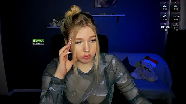 Snapshot of juli_kisss chatting on 02-06-25, 09:32 juli kisss online show from 02-06-25, 09:32